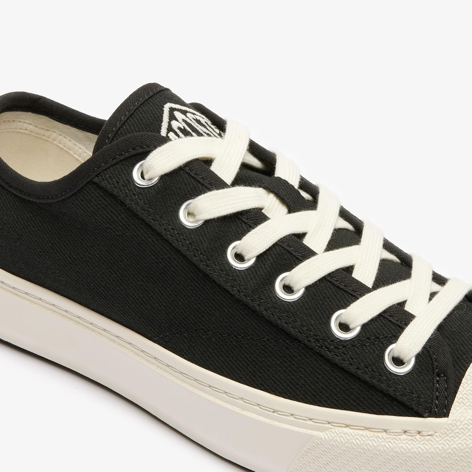 image:imageLacoste Mens Backcourt 20 SneakerBlkOff Wht
