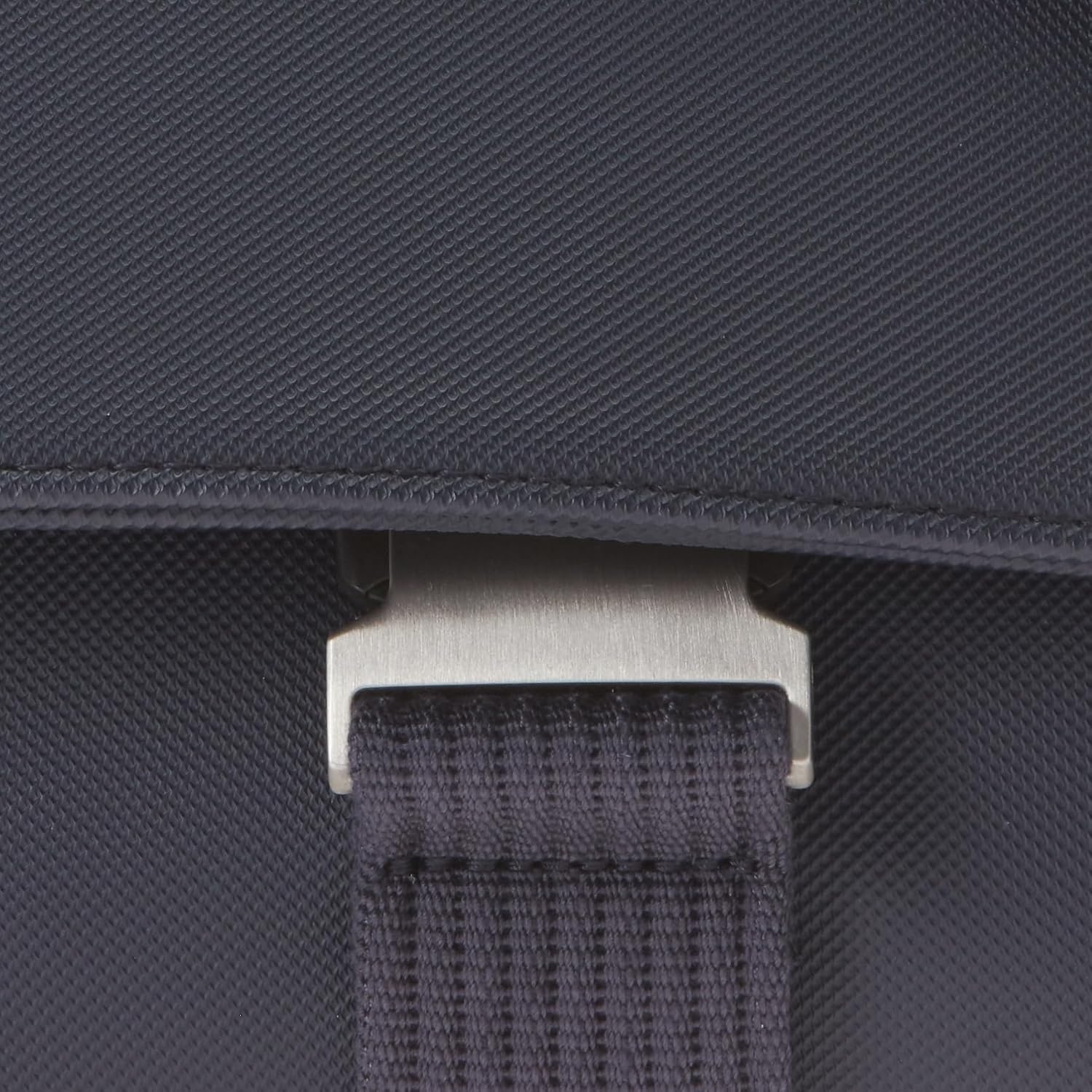 image:imageLacoste Mens Classic Messenger BagMidnight Blue
