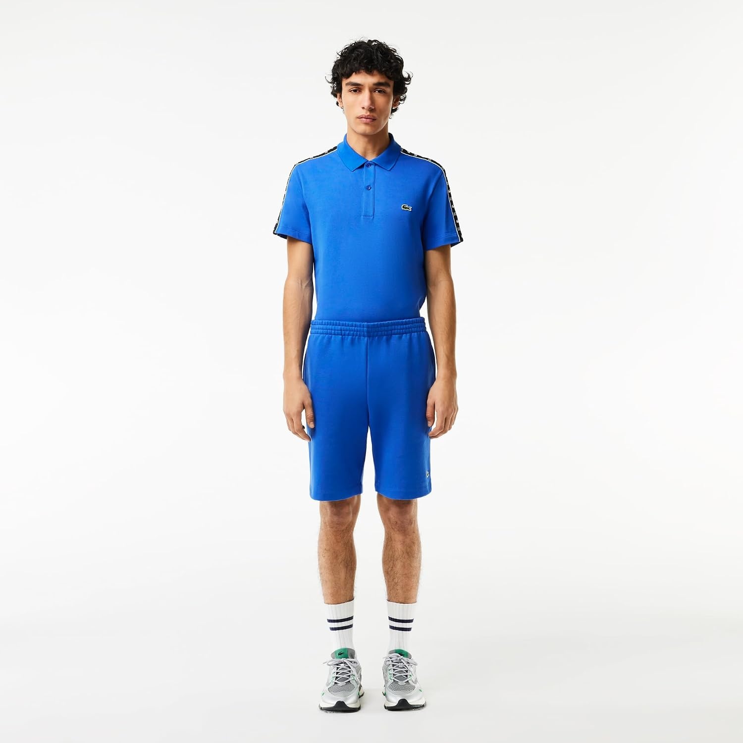 image:imageLacoste Mens Regular Fit Fleece ShortsLadigue
